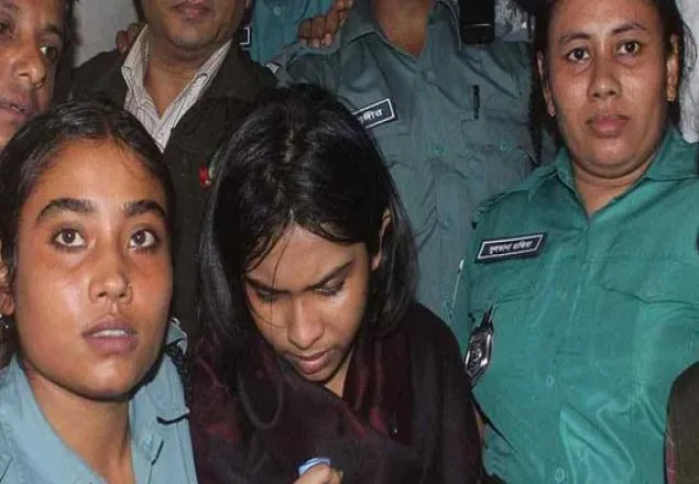 যে ৫ কারণে সাজা কমলো ঐশীর 