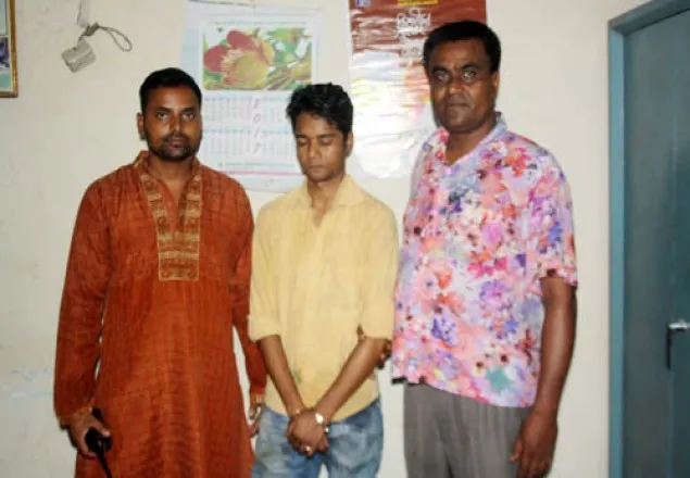 ঠাকুরগাঁওয়ে ইয়াবাসহ ছাত্রলীগ নেতা আটক