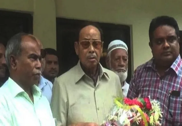 এই বাজেটে ব্যবসায়ী-রিকশাওয়ালা কেউ খুশি নয়: এরশাদ 
