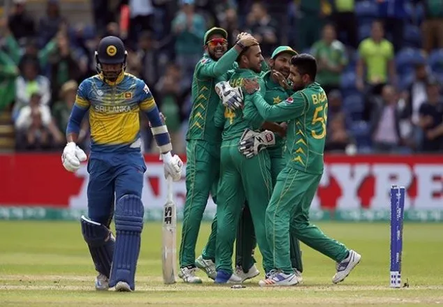 পাকিস্তানকে ২৩৭ রানের টার্গেট দিল শ্রীলঙ্কা