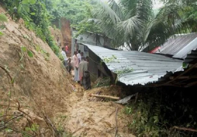 রাঙামাটি, বান্দরবান, চট্টগ্রামে পাহাড় ধসে নিহত ২৫