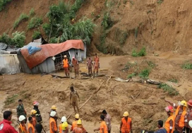 পাহাড় ধসে নিহতের সংখ্যা বেড়ে ১৩৫, ফের অভিযান শুরু 