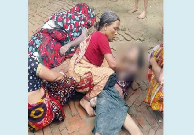মৃত বাবার বুকে মেয়ের লাশ!