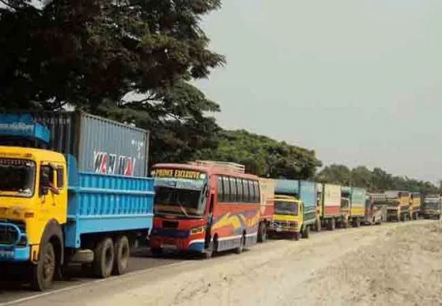 ঢাকা-টাঙ্গাইল মহাসড়কে ২০ কিমি যানজট