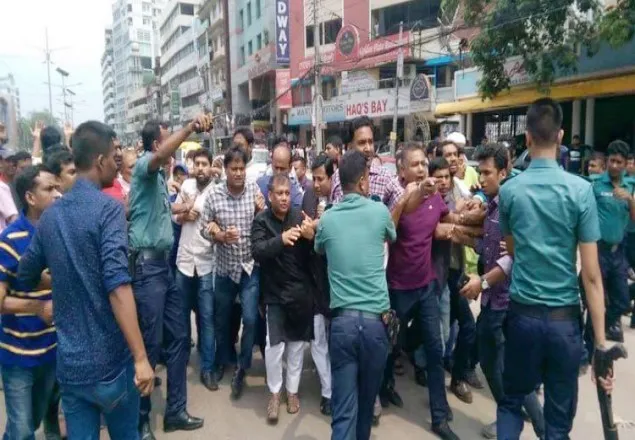 নয়াপল্টনে বিএনপির বিক্ষোভ, আটক ৫