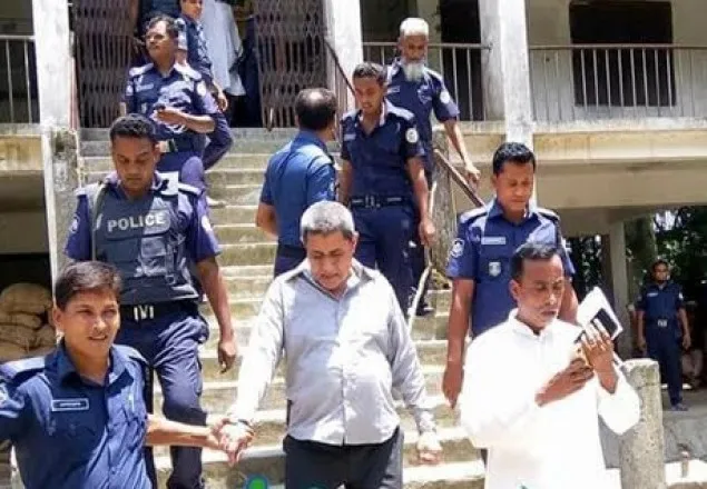 ভোলায় ইউএনওকে লাঞ্চিত করায় ইউপি চেয়ারম্যান আটক