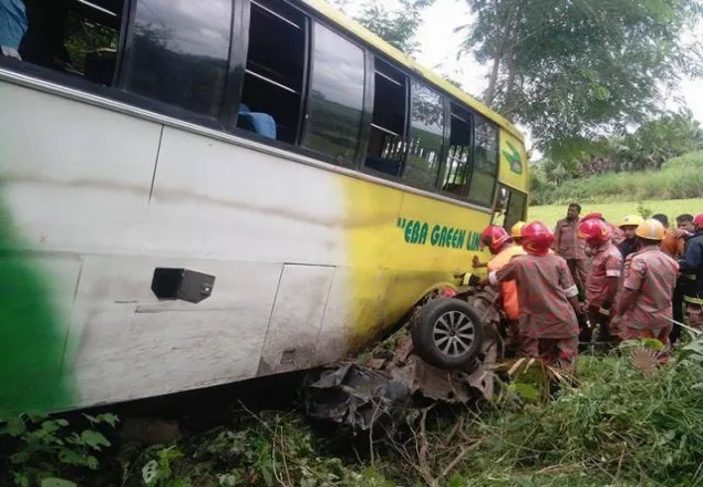 একদিনেই সারাদেশে সড়ক দুর্ঘটনায় প্রাণ গেছে ২৪ জনের