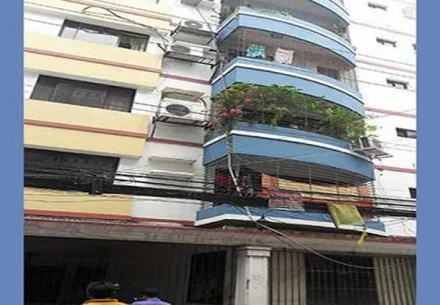 বনানীর ‘ধর্ষক’ ইভানের বাসায় ডিবি পুলিশ