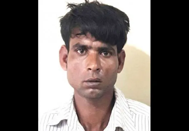 ১০ টাকার জর‌্য যুবক খুন 