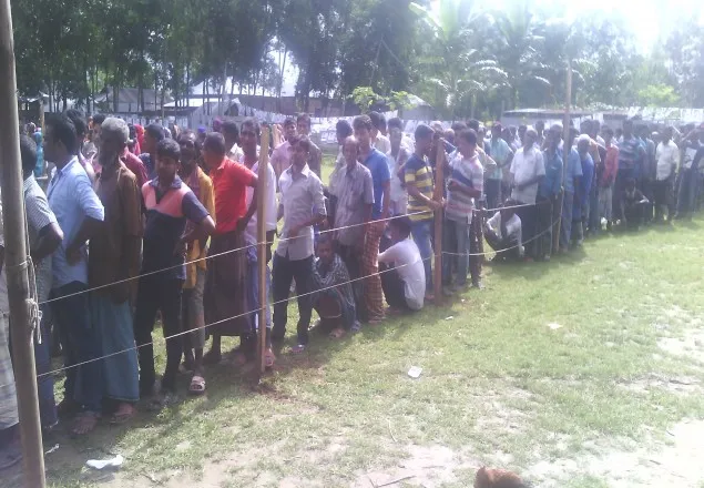 টাঙ্গাইলে ১১ ইউপিতে ভোট গ্রহণ চলছে 