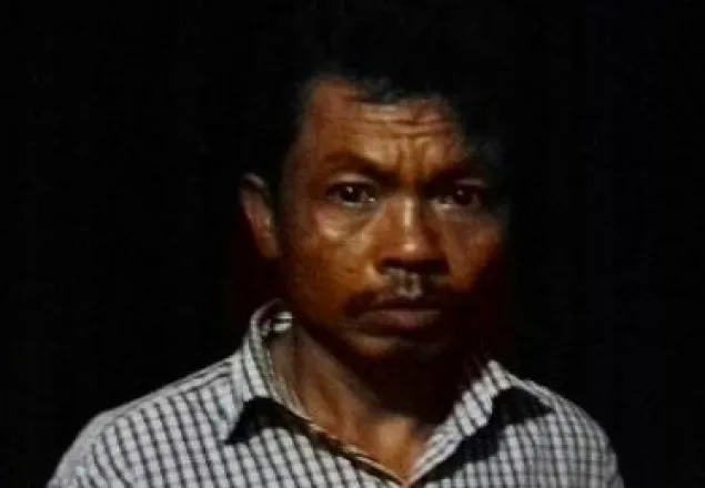 রুমায় ২ পিস্তলসহ মেম্বার আটক