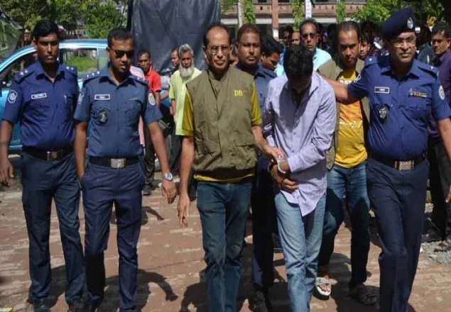 স্বামীকে আটক রেখে গৃহবধূকে ধর্ষণের স্বীকারোক্তি ছাত্রলীগ সভাপতির