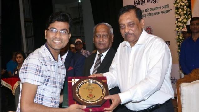 মাদক বিরোধী কার্যক্রমে জাতীয় পর্যায়ে শ্রেষ্ঠ সংগঠন ‘দুরন্ত’ 