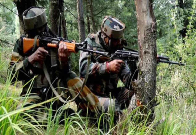 কাশ্মীর সংঘর্ষে ভারতীয় মেজরসহ নিহত ৫