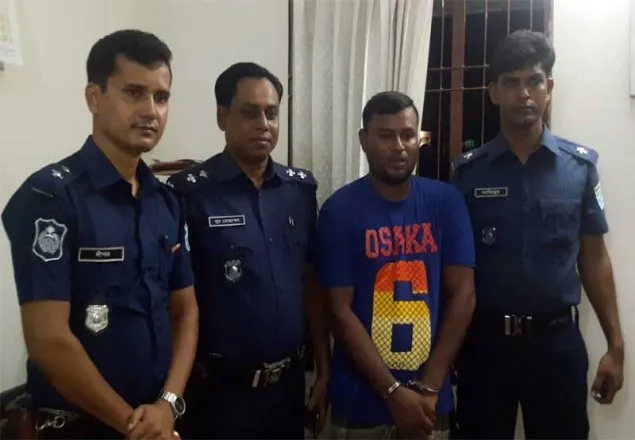 প্রধানমন্ত্রীর ছবি বিকৃত করে ফেসবুকে দেয়ায় যুবক গ্রেফতার
