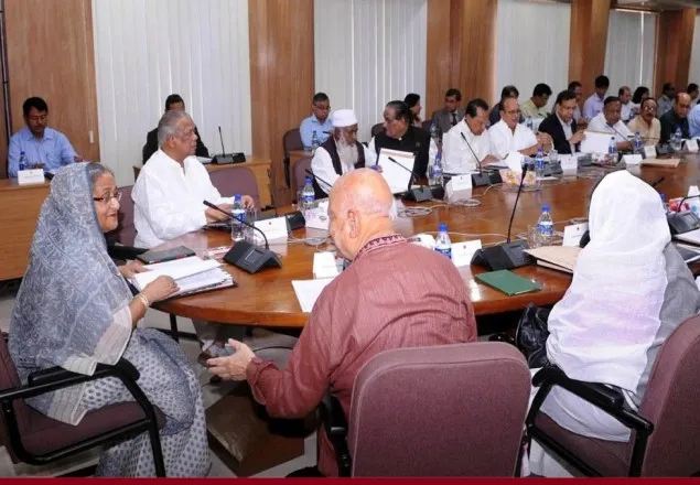 ষোড়শ সংশোধনী রায়ের বিষয়ে জনমত গঠনের পরামর্শ  