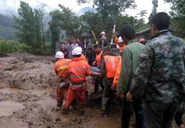 চীনে ৭ মাত্রার ভূমিকম্প, নিহত ২৪ আহত ১৭৫