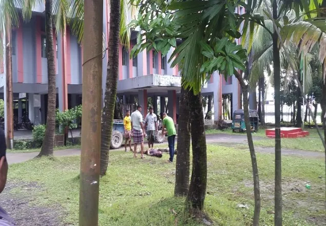 নোয়াখালীতে গণপিটুনিতে নিহত ৪, আটক ২