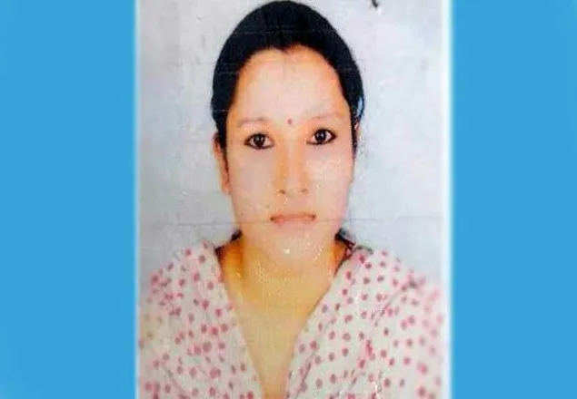 গাইবান্ধায় পুলিশ স্বামীর পরকীয়ায় স্ত্রীর আত্মহত্যা