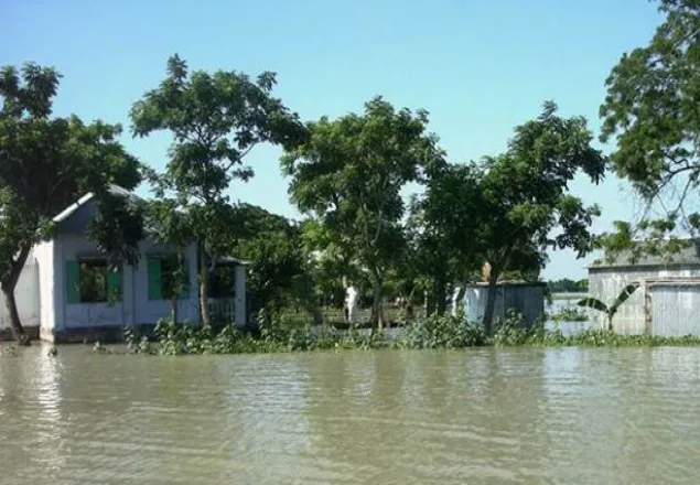 ফের ধেয়ে আসছে বন্যা, নিম্নাঞ্চল প্লাবিত