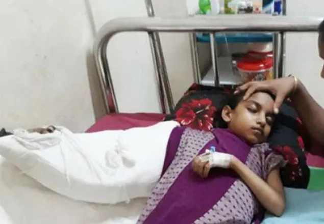 মুক্তামনির হাতের অস্ত্রোপচার শুরু