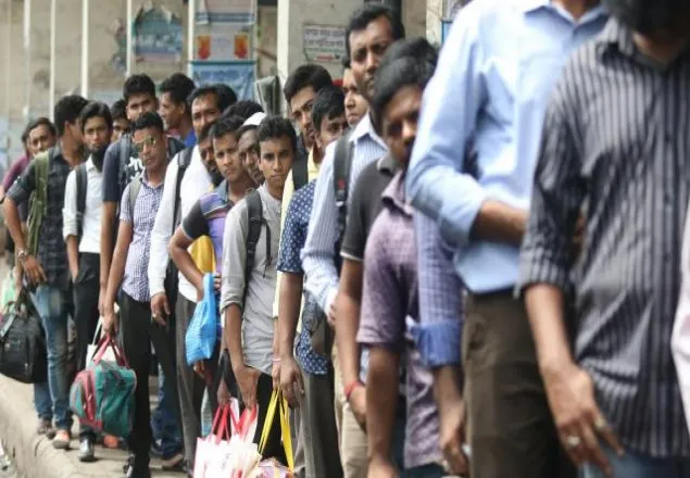বাসের অগ্রিম টিকিট ১৮ আগস্ট থেকে