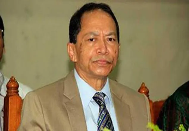 আওয়ামী লীগের কাঠগড়ায় প্রধান বিচারপতি, পরিণতি কি?
