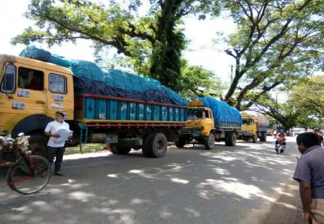 ৩ হাজার রোহিঙ্গার জন্য ত্রাণ পাঠিয়েছে মালয়েশিয়া