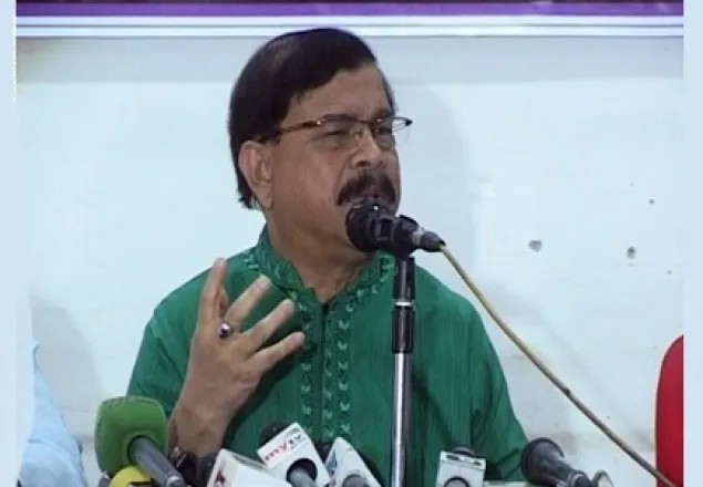 বিচার বিভাগকে সরকার গিলে খাচ্ছে: মান্না 
