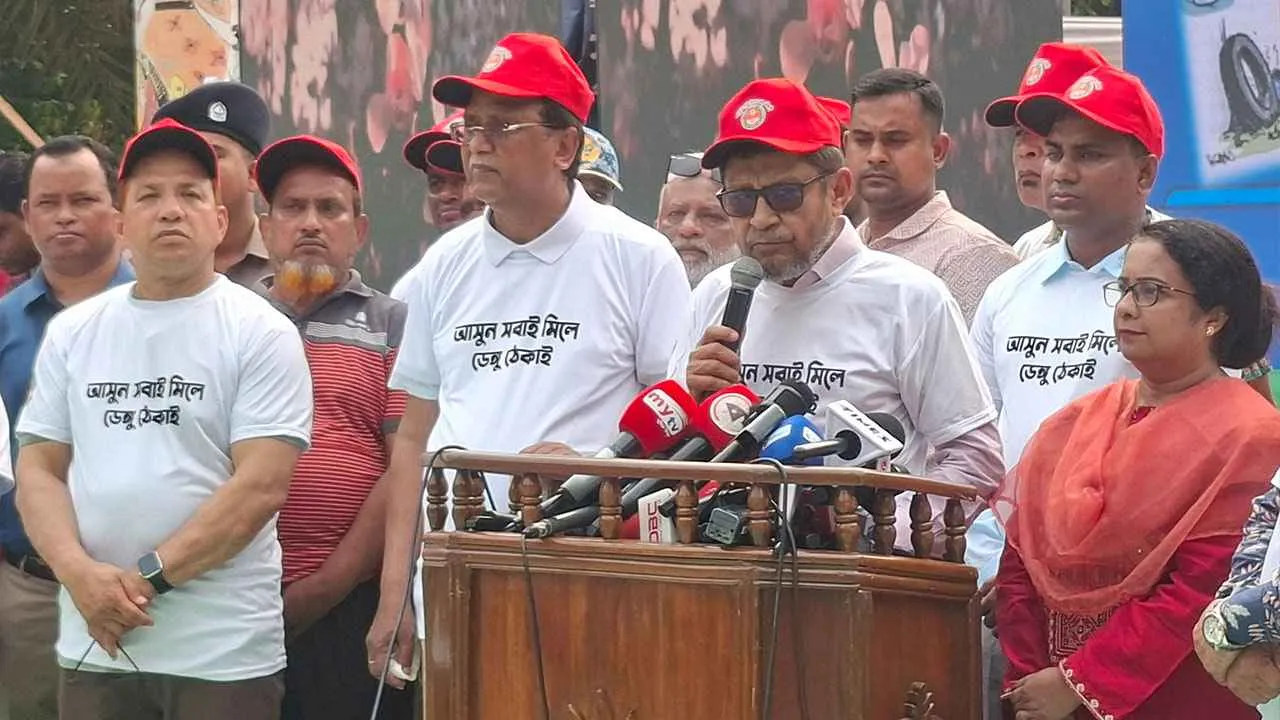 ডেঙ্গু প্রতিরোধে দুই-তিন দিনের মধ্যে মোবাইল টিম কাজ করবে: মন্ত্রী