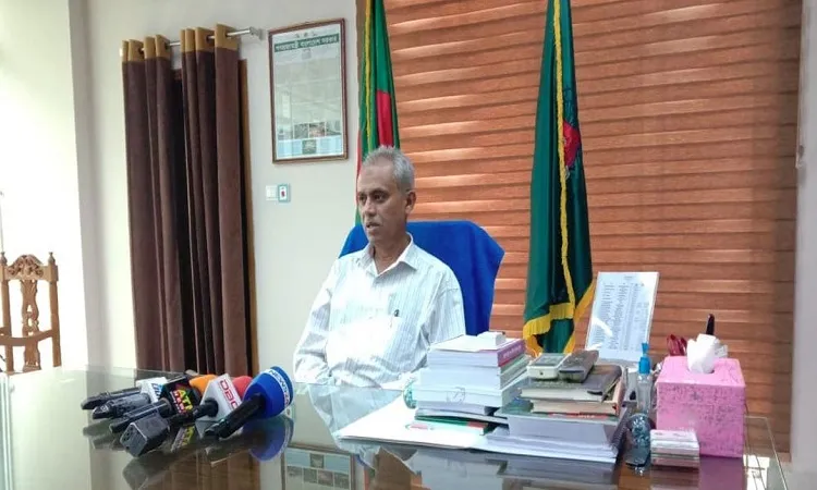 আসল-নকল পর্যবেক্ষক দেখার দায়িত্ব পররাষ্ট্র মন্ত্রণালয়ের: ইসি আলমগীর