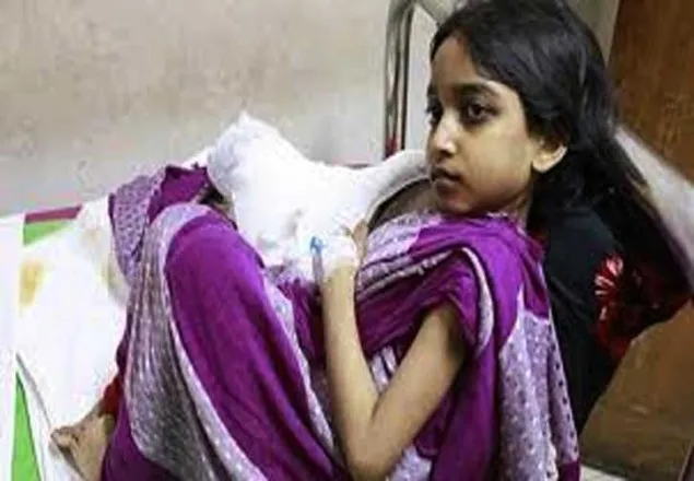 দ্বিতীয় দফা মুক্তামনির অস্ত্রোপচার শুরু