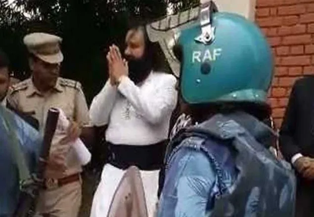 সাজা ২০ বছর, কেঁদে কেঁদে মাফ চাইলেন ধর্মগুরু