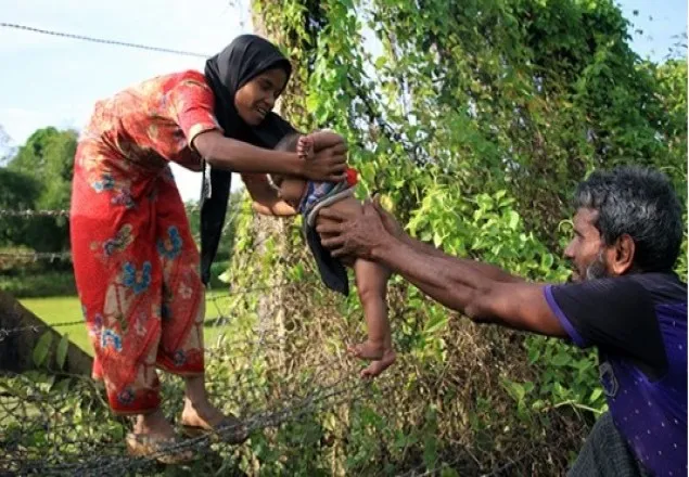 ঢুকেছে ৩০ হাজার রোহিঙ্গা, হিন্দু ৪১২ জন 