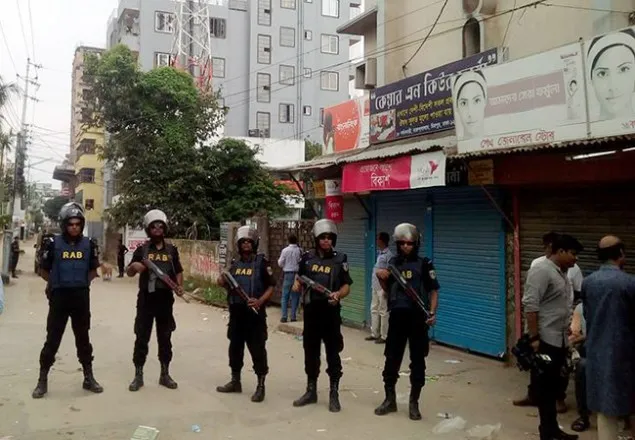 জঙ্গি আবদুল্লা'র বোনের আত্মসমর্পণ