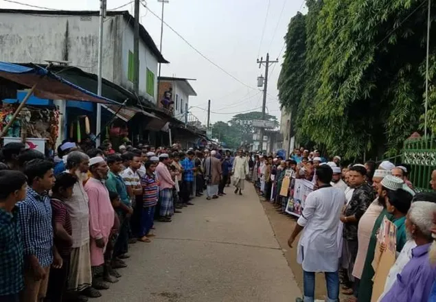 সুনামগঞ্জে রোহিঙ্গা মুসলিমদের হত্যার প্রতিবাদে  মানববন্ধন