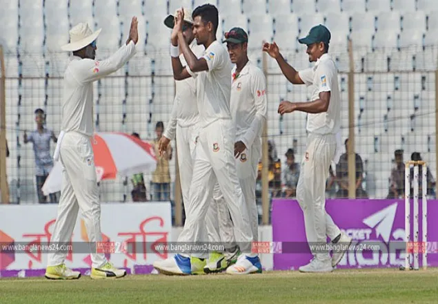 বিপজ্জনক ওয়ার্নারকে আবারো ফেরালেন মোস্তাফিজ