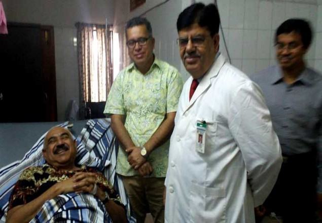 নৌ-পরিবহন মন্ত্রী শাজাহান খান হাসপাতালে ভর্তি