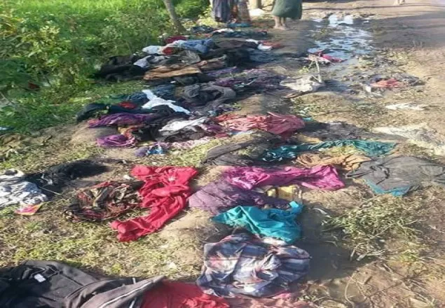 'রোহিঙ্গাদের দাবী কাপড় নয়, খাবার চাই’