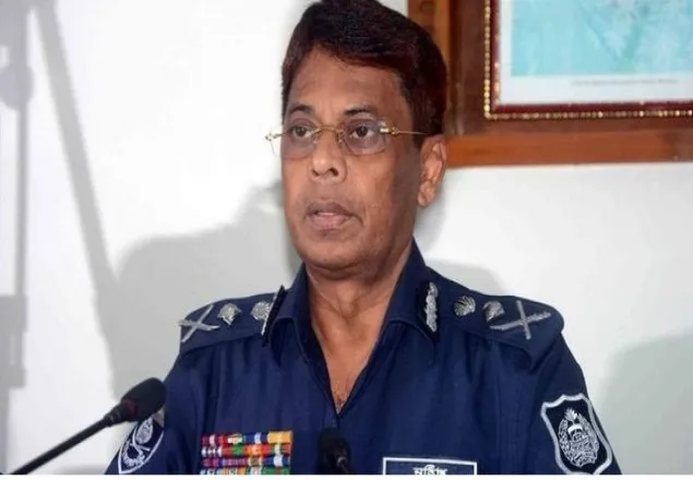 রোহিঙ্গা ক্যাম্পের বাইরে বেরুলে গ্রেপ্তার: আইজিপি