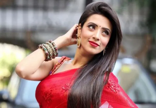 মিমের ডিজে পার্টি