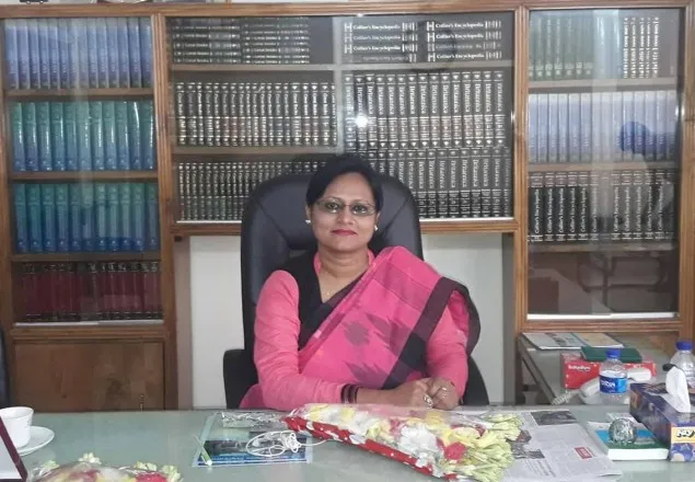 জাবিতে লোক প্রশাসন বিভাগে প্রথম মহিলা সভাপতি