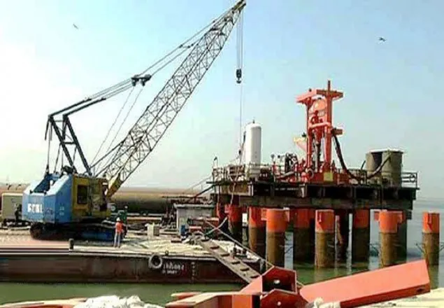  ধূসর পদ্মা সেতু চোখে পড়বে কাল