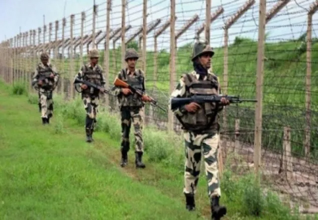  ভারতে রোহিঙ্গাদের অনুপ্রবেশ রুখতে বিএসএফের কঠোর নজরদারি