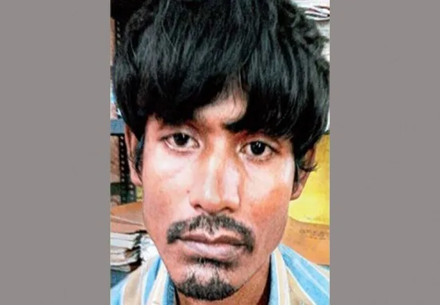 ভিক্ষুক বানাতে ৬ মাসের মেয়েকে অন্ধ করে দিলো বাবা