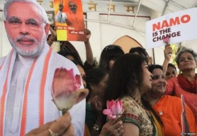 এবার মোদীর রাজ্য গুজরাটে চাপের মুখে বিজেপি 