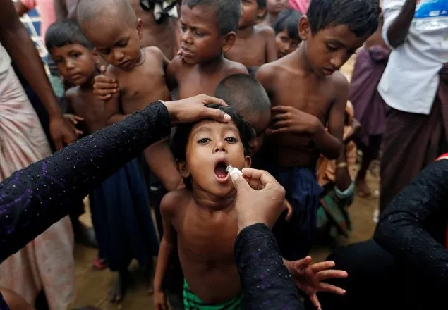 রোহিঙ্গা ক্যাম্পে চলছে টিকাদান কর্মসূচি