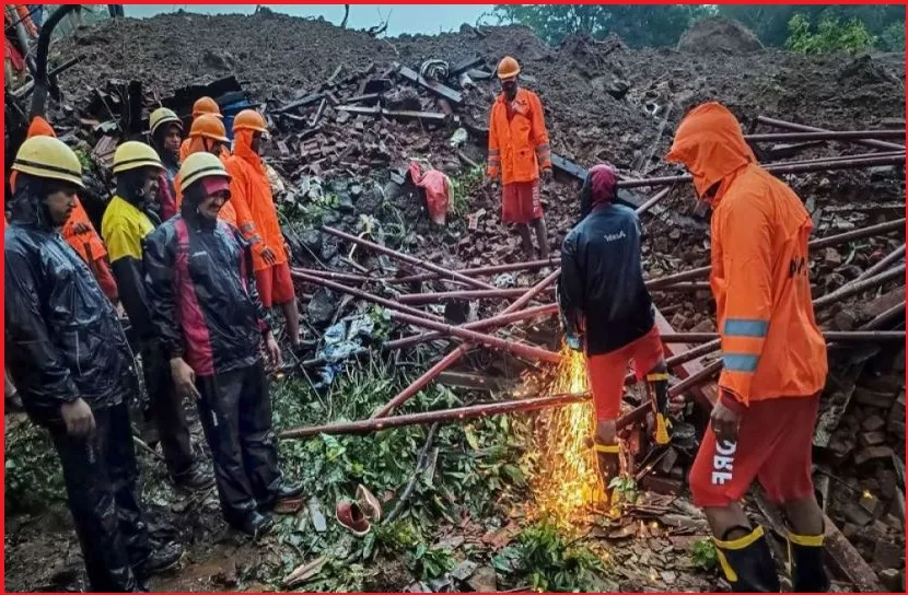 ভারতের মহারাষ্ট্রে ভূমিধসে নিহত ১৩