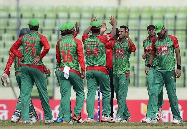 টসে জিতে ফিল্ডিংয়ে বাংলাদেশ