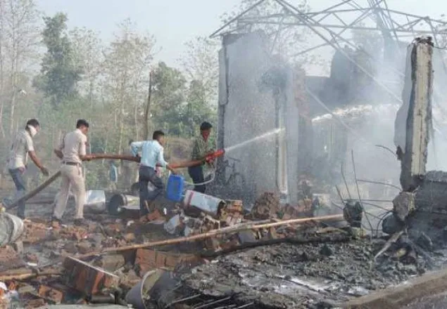 ভারতে আতশবাজি কারখানায় বিস্ফোরণ, নিহত ৮